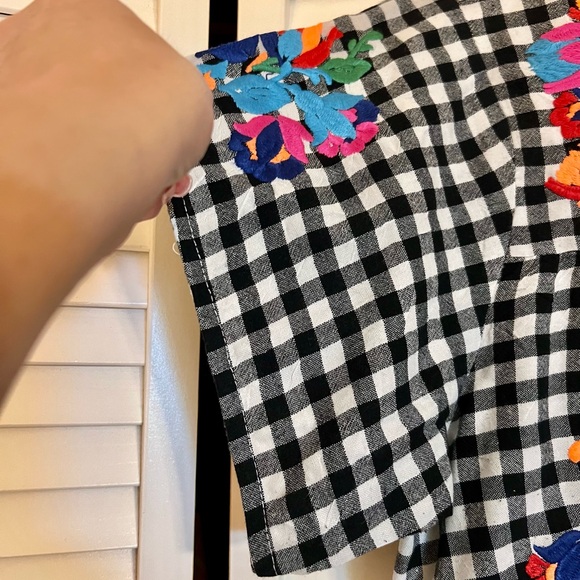 EEUC EMBROIDERED BLOUSE - Picture 7 of 12